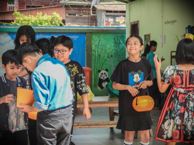 KGIS Halloween Photo